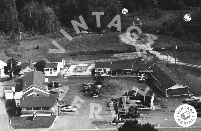 Gustafsons Resort (White Tail Restaurant & Motel) - 1992 Photo